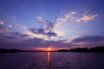 文章合为时而著,歌诗合为事而作是哪个诗派